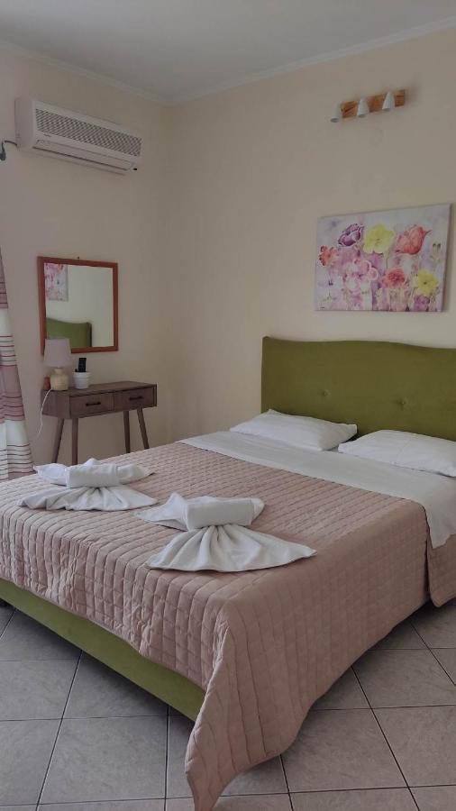 Evia Dream Family Apartments Edipsos Bagian luar foto